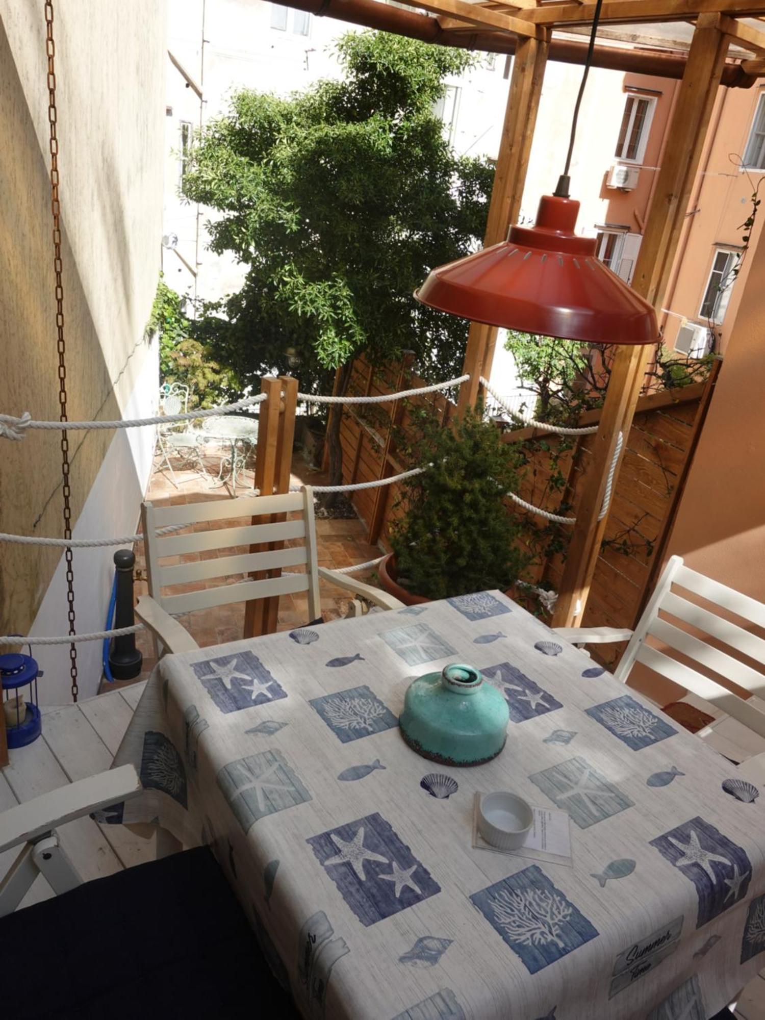 Cavana Cosy Apartment With Garden Near The Sea Trieste Exterior photo