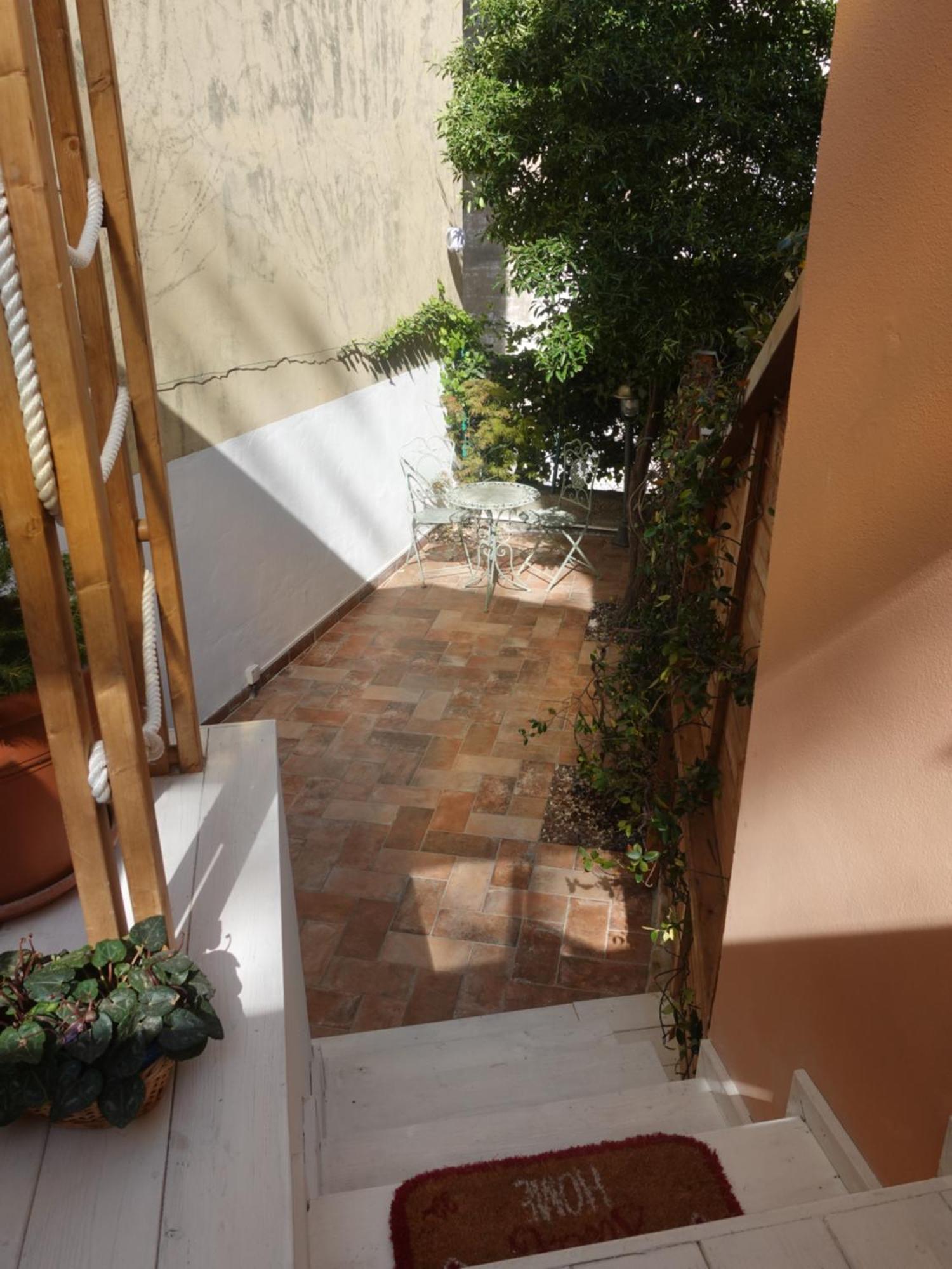 Cavana Cosy Apartment With Garden Near The Sea Trieste Exterior photo